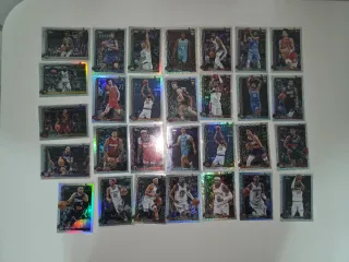 Lote 29 cartas Topps NBA 2025-26 Paralelas