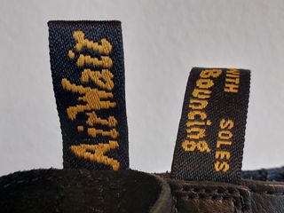 Botas piel Dr. Martens caña alta cordones