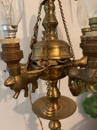 Velón. Lámpara de aceite antigua