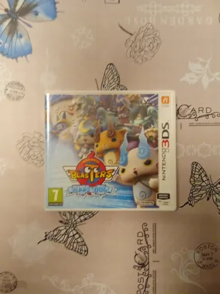 Nintendo 2DS XL Edición Pokeball + Lote 3 juegos