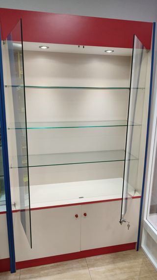 Vitrina expositor cristal y puertas