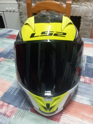 Casco LS2 Amarillo y Negro talla M
