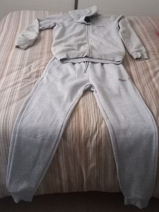 Chándal gris hombre