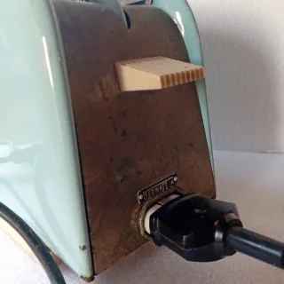 Tostapane vintage a 4 fette