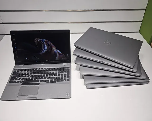 Dell 5511 i7-10850 16GB RAM 512GB SSD MX250 afbeelding 2
