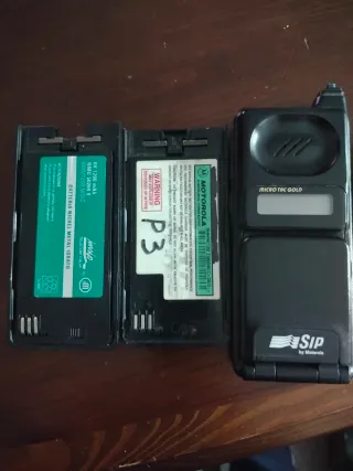 Motorola MicroTAC Gold Vintage