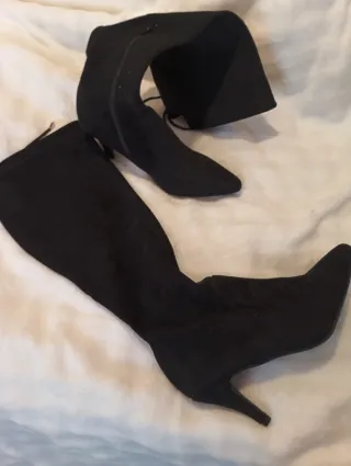 Botas altas tacón negras