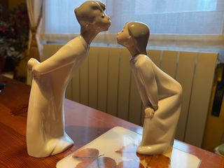 Figuras porcelana NAO.