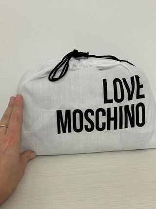 Bolso Love Moschino Negro