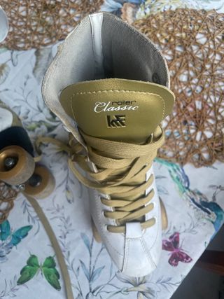 Patines de 4 ruedas blancos