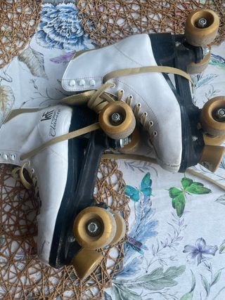 Patines de 4 ruedas blancos