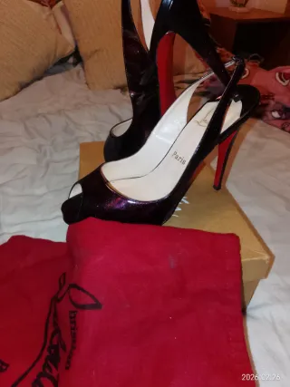 Zapatos Christian Louboutin Tacón Alto