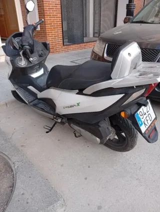 Maxi Scooter 125cc Automática