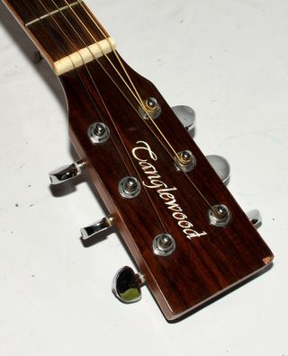 GUITARRA ACUSTICA TANGLEWOOD TW28CLN