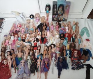 Lote de más de 70 Muñecas ¡Sólo CORREOS!