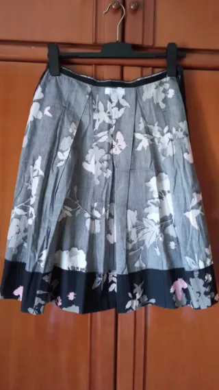 Falda Mango floral talla 38