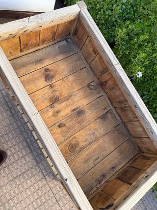 Huerto Urbano de Madera