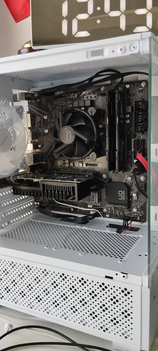 Placa Base MSI B560M Intel i3 16GB DDR4 GT 1030