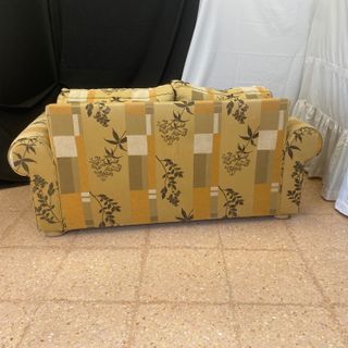 Sofá biplaza tela estampado floral