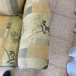 Sofá biplaza tela estampado floral