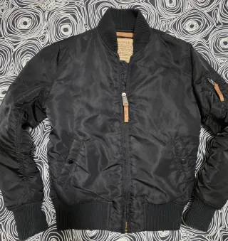 Chaqueta Alpha Industries Negra