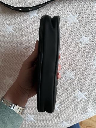 Riñonera DKNY Negra con Cinturón