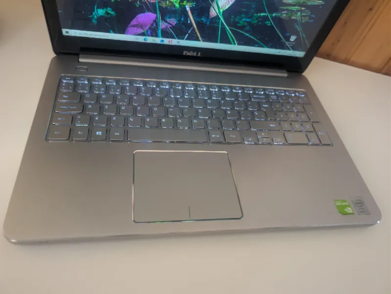 Dell Inspiron 7537 Portátil Plata/Negro afbeelding 4
