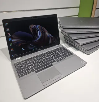 Dell Latitude 5511 i7-10850H 16GB RAM 512GB SSD