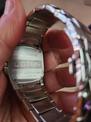 Reloj Lotus Azul y Plateado