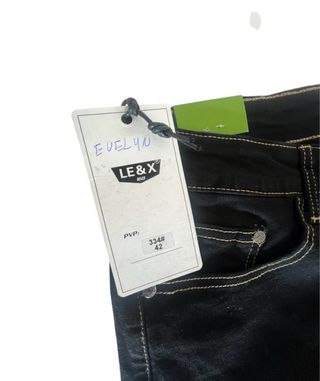 Talla XL. Vaquero elástico de mujer LE&X