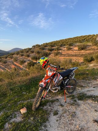 KTM Enduro Moto de Campo