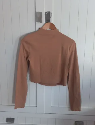 Camiseta camel de manga larga Bershka L