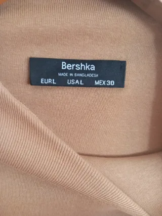 Camiseta camel de manga larga Bershka L