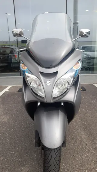 Suzuki Burgman 400 Gris
