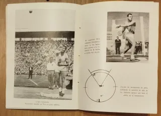 Lote libros antiguos sobre deportes