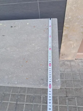 Mesa vintage piedra y metal