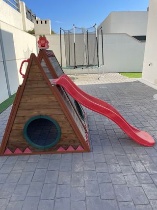 Casita de madera para niños