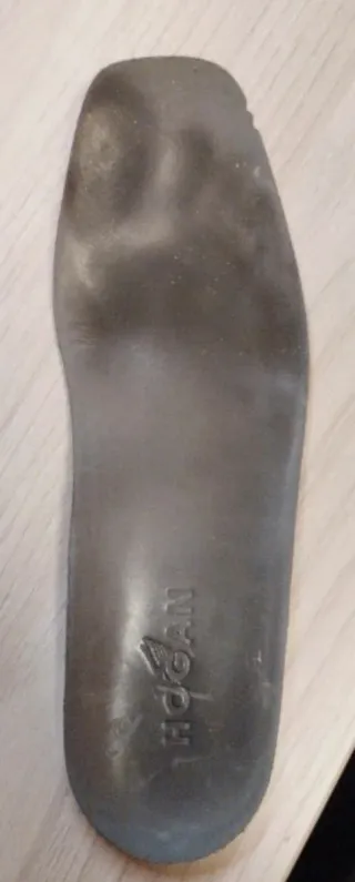 Hogan Scarpe Bambino N. 32, stringhe sfilacciate