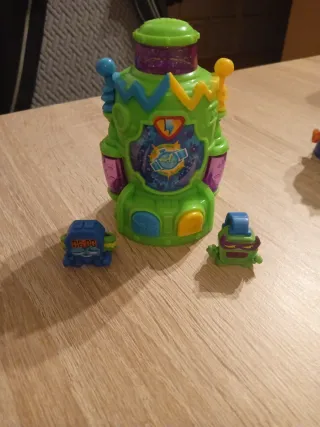 Superthings Cambiador de Poderes 4 figuras