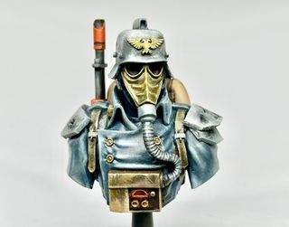 Pintor de miniaturas por encargo