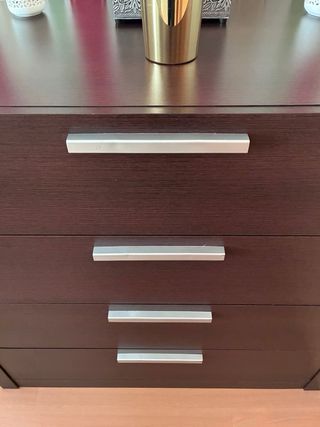 Cómoda Wengué 4 Cajones