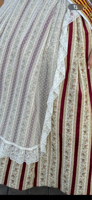 Traje de huertana/fallera