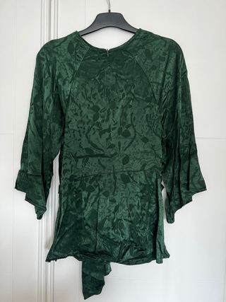 Camisa Zara verde botella bordada