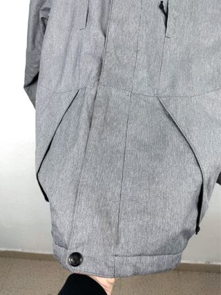 Chaqueta The North Face HyVent Oversize Sport Gris