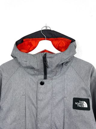 Chaqueta The North Face HyVent Oversize Sport Gris