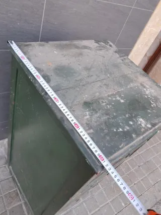 Mueble archivador vintage madera verde