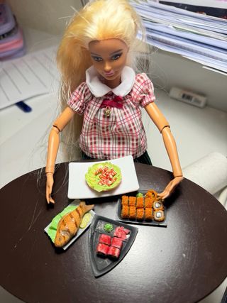 Comida Barbie Sylvanian Gambas