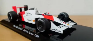 Coche F1 McLaren MP4/4 Ayrton Senna 1988 1:24