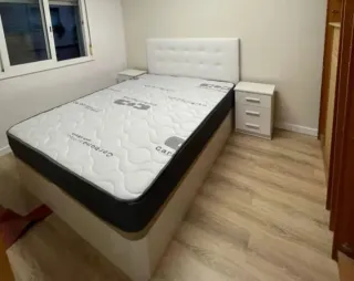 Canapè e materassi completamente nuovi in vendita