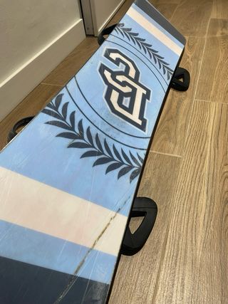 Tabla Snow DC + Fijaciones Burton